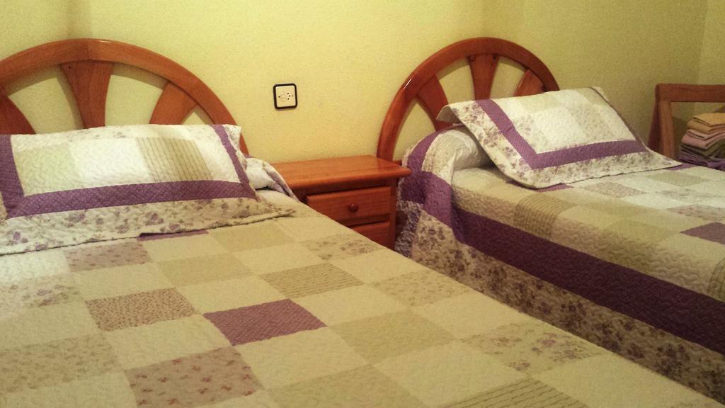Hostal Rural Casa Castro Alberuela de la Liena 객실 사진