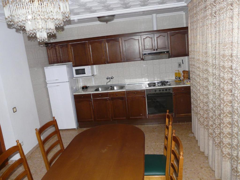 Hostal Rural Casa Castro Alberuela de la Liena 외부 사진