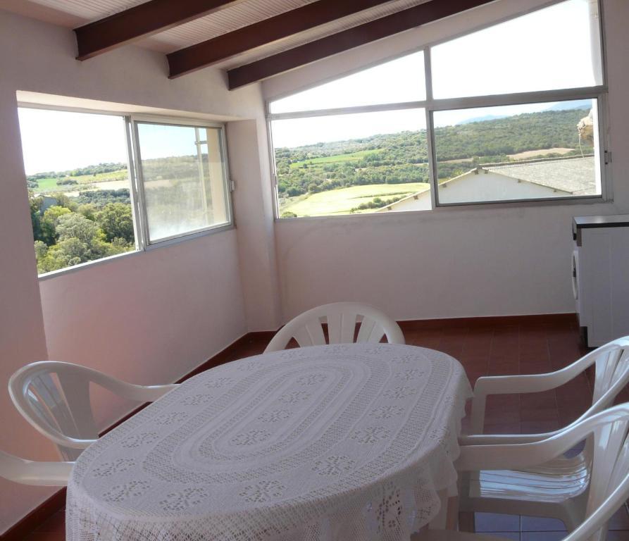 Hostal Rural Casa Castro Alberuela de la Liena 외부 사진