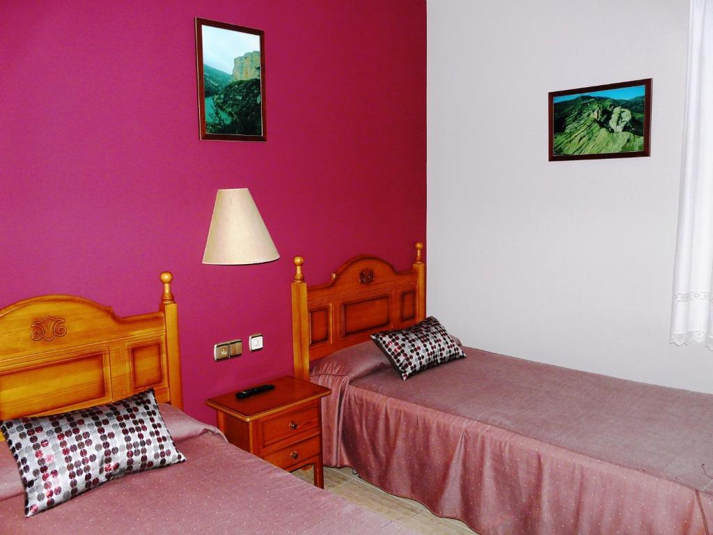 Hostal Rural Casa Castro Alberuela de la Liena 외부 사진